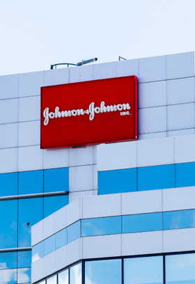 Johnson & Johnson to cloud-connect its digital surgery programs 