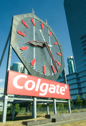 Colgate to use AI for new tooth-whitening experience